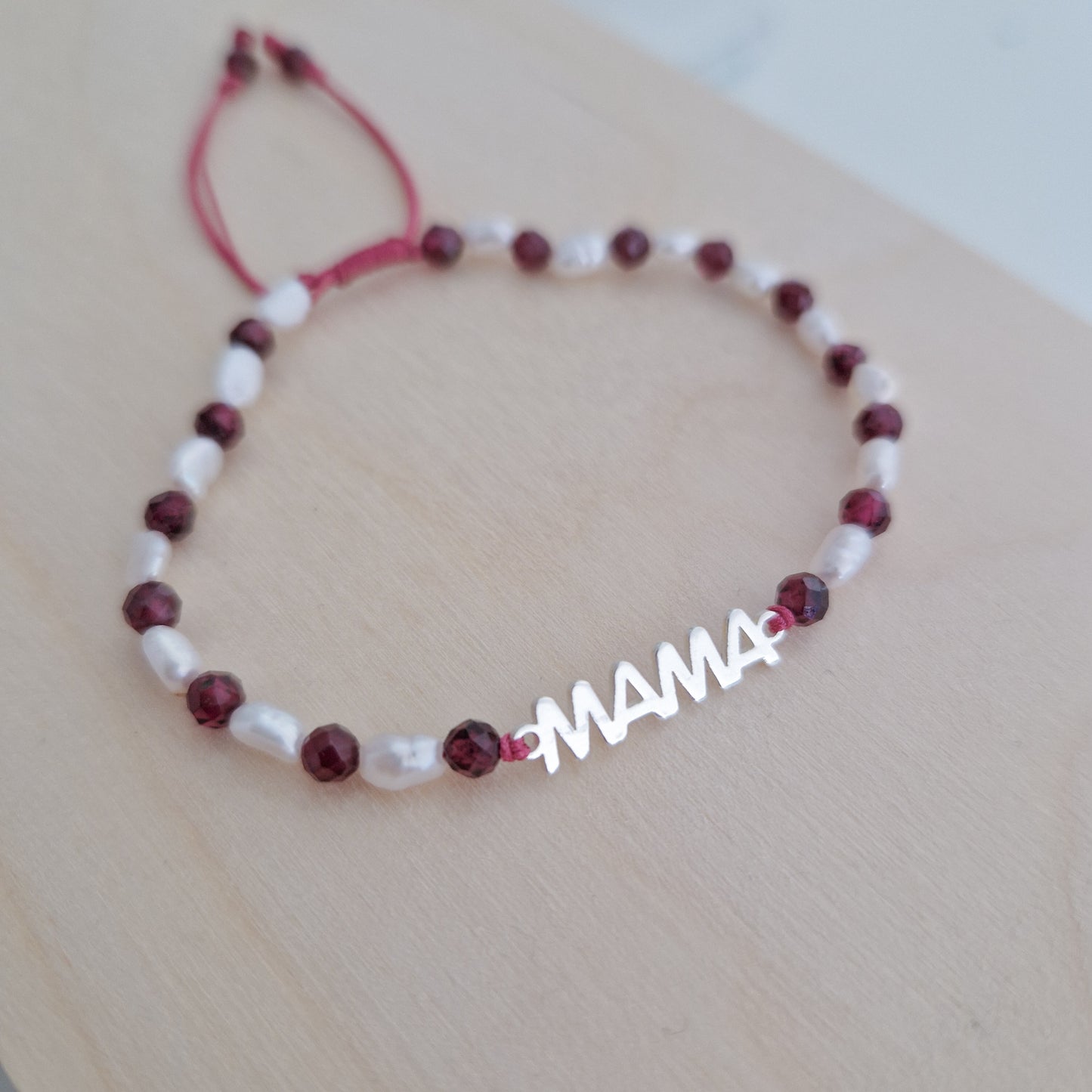 Pulsera mor